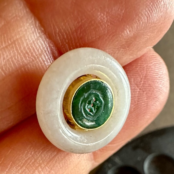 Milky Quartz, Jadeite & Gold Studded Earrings. - Picture 4 of 6